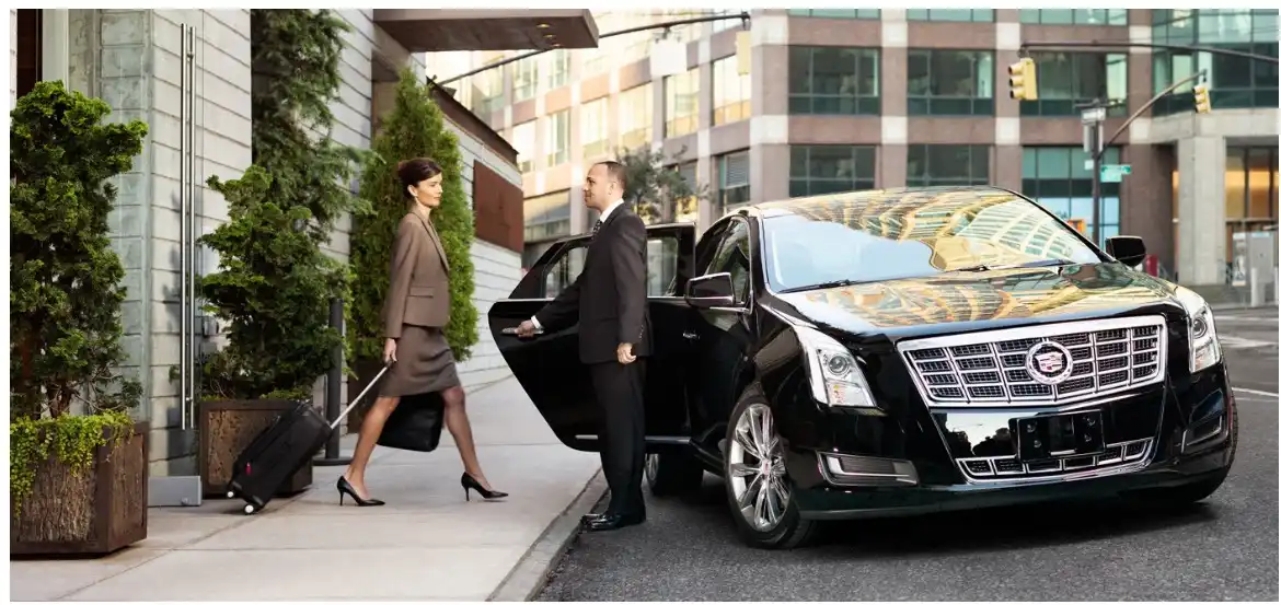 Corporate executive car service to Toronto airport