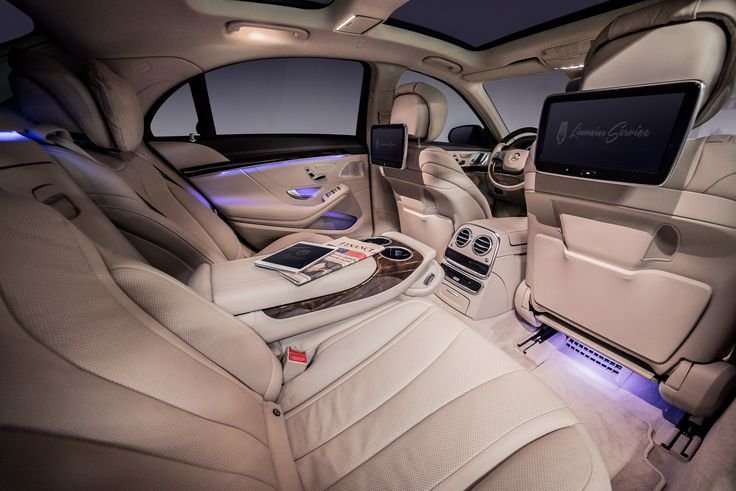 Mercedes-Benz S-Class interior rear seating – luxury chauffeur car